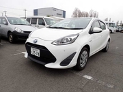 Хэтчбек гибрид Toyota Aqua кузов NHP10 2-й рестайлинг модификация L