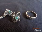 Продам серьги серебро 925проба камень  хризопраз изготовлено ещё в СССР