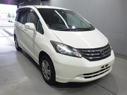 Минивэн 7 мест класса компактвэн 4wd Honda Freed кузов GB4