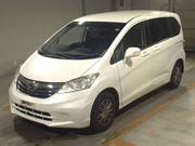 Минивэн 6 мест компактвэн Honda Freed кузов GB3 G гв 2014 